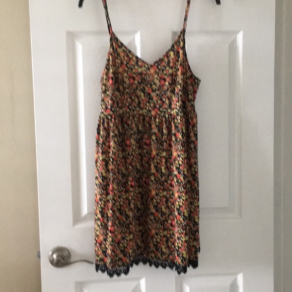 Ladies top/sundress size large - Picture 2 of 2